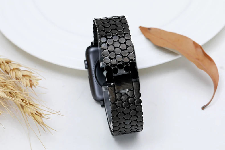 Stainless steel strap for Apple watch band 45mm 44mm 40mm 49mm 41mm Fish-scale Metal Link bracelet iWatch Series 9 8 se ultra 2